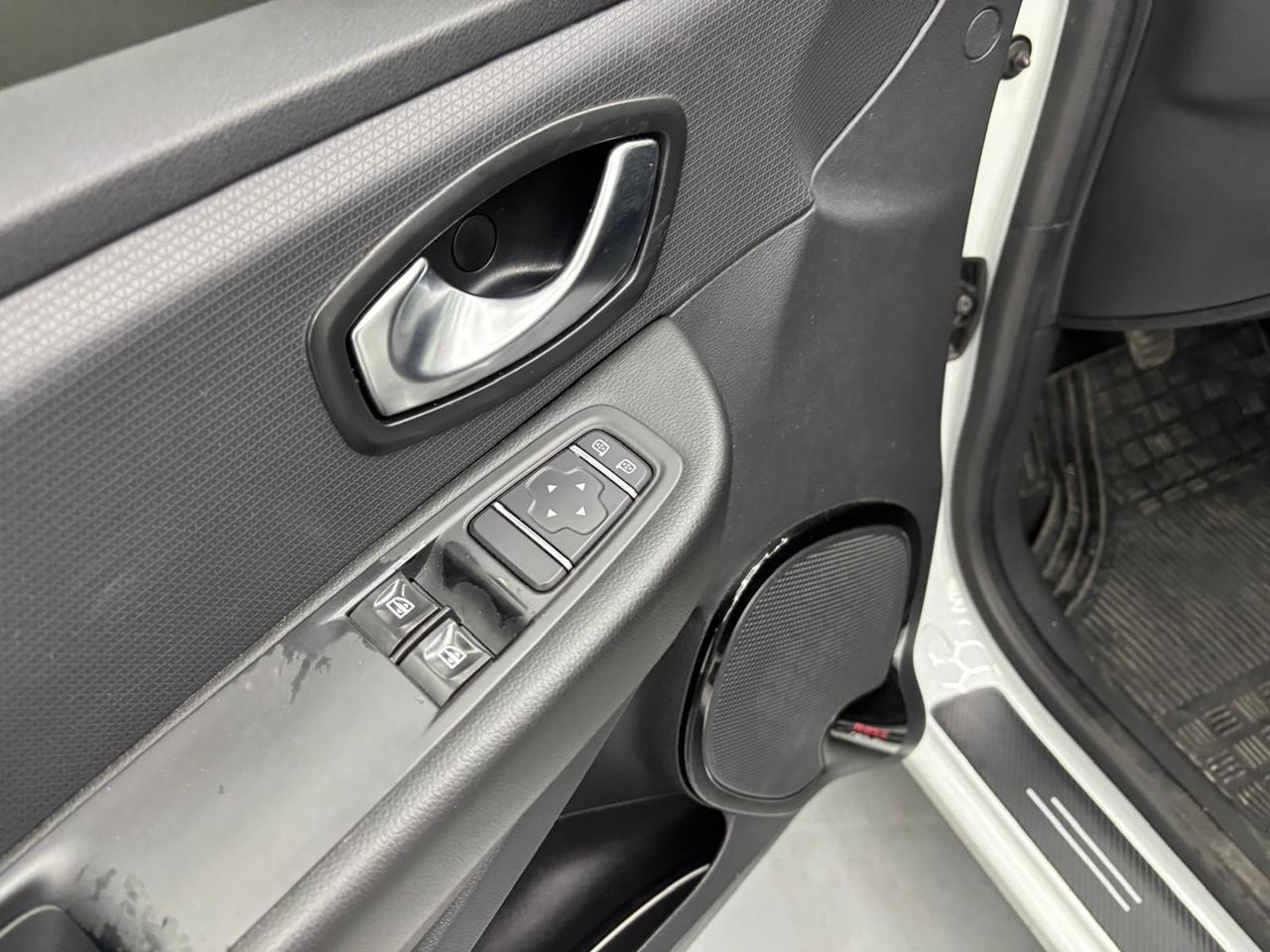 Renault Clio dCi 8V 75CV Start&Stop 5 porte Energy Zen