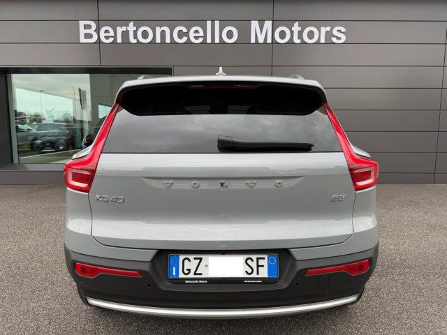 VOLVO XC40 B3 2.0 163cv Core GARANZIA 5 ANNI-IVA ESP.-WINTER
