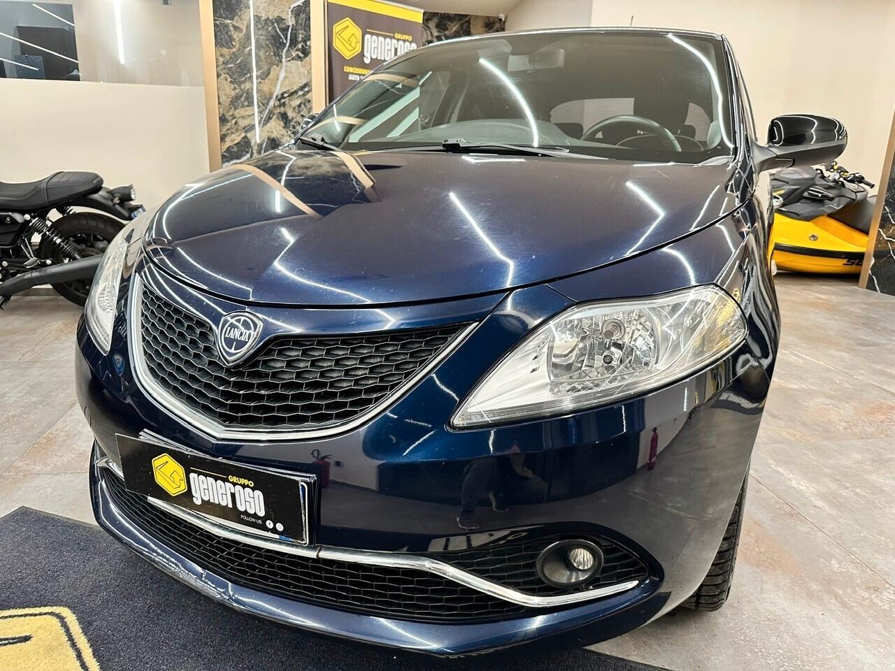 Lancia Ypsilon 1.2 69 CV 5 porte Gold 2016