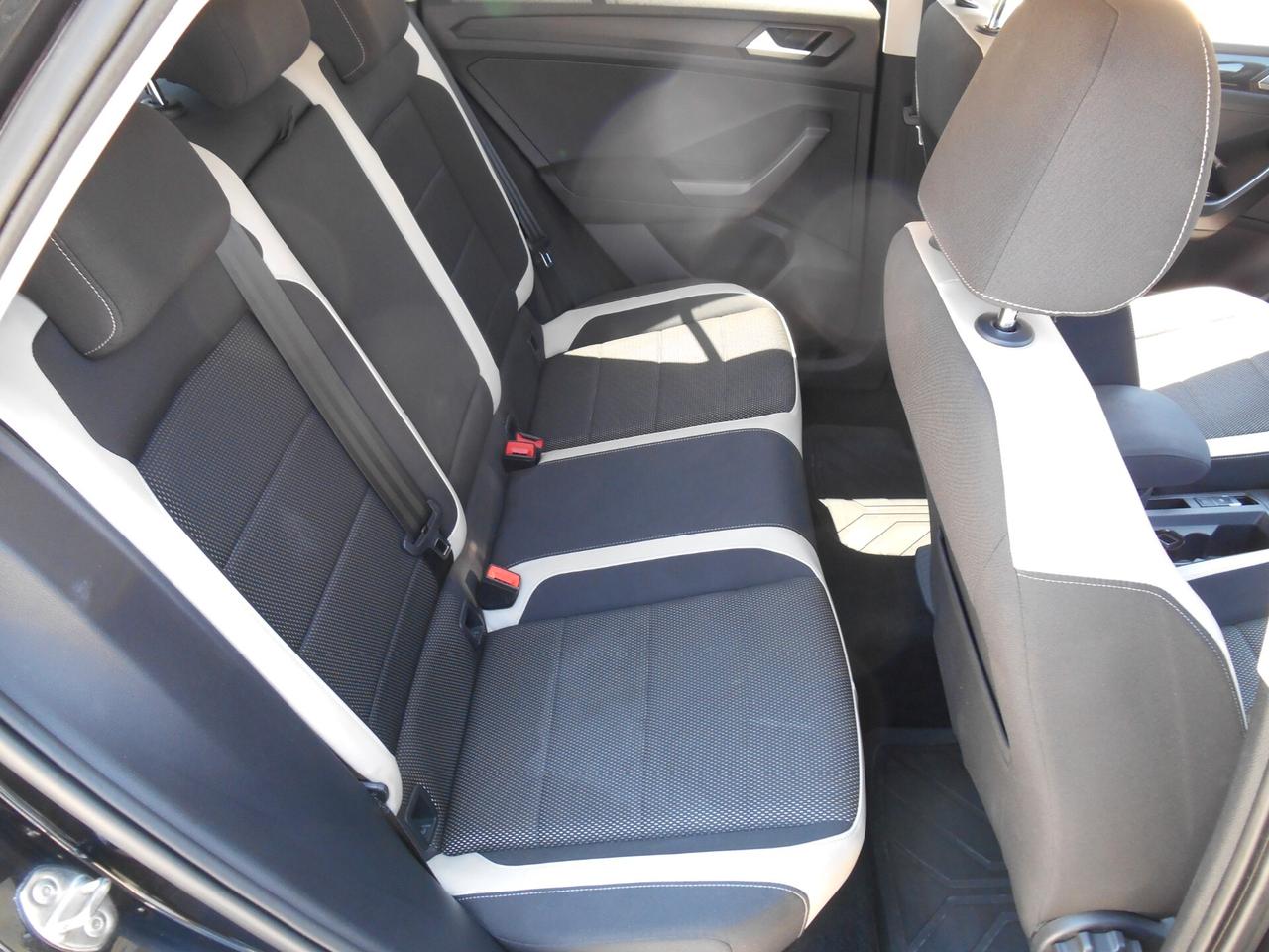 Volkswagen T-Roc 1.6 TDI SCR Advanced BlueMotion Technology OK NEOPATENTATI