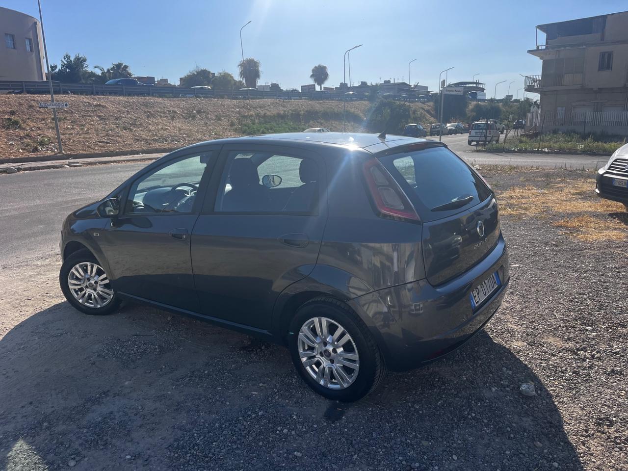 Fiat Grande Punto Easy 2013 1.2 benzina superaccessoriata
