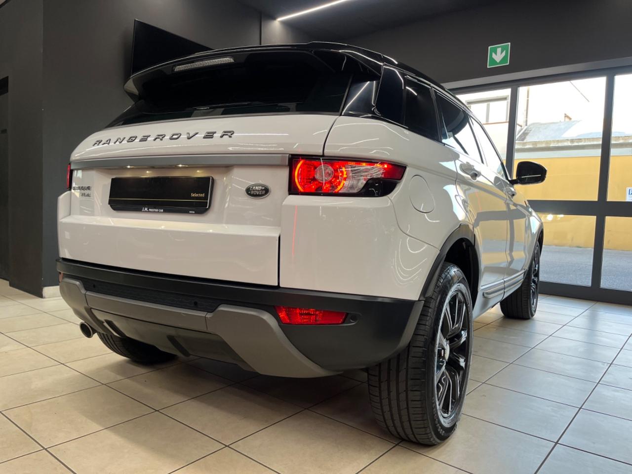 Range Rover Evoque 2.2 TD4 5p. Pure Tech Pack