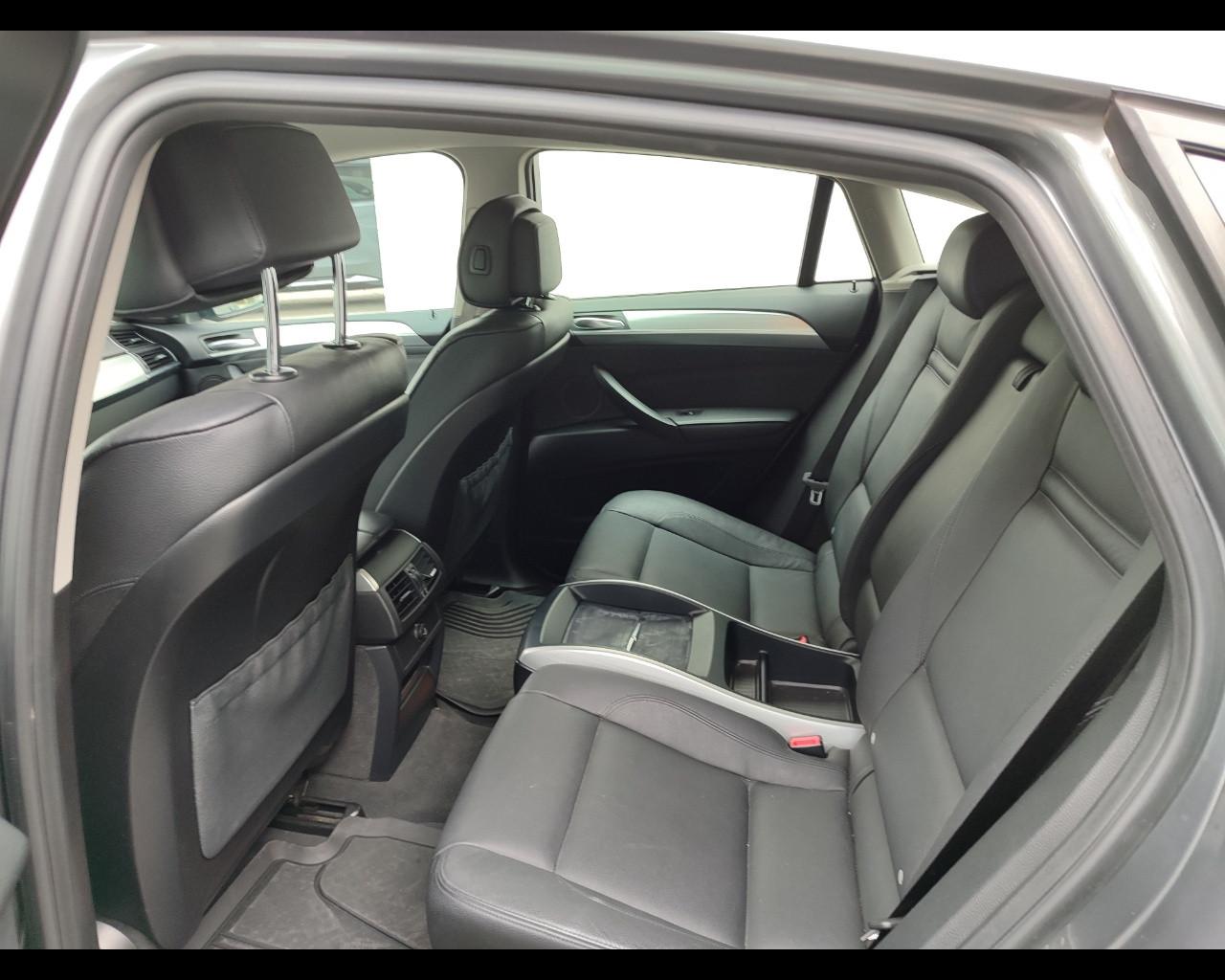 BMW X6 (E71/72) - X6 xDrive30d Attiva