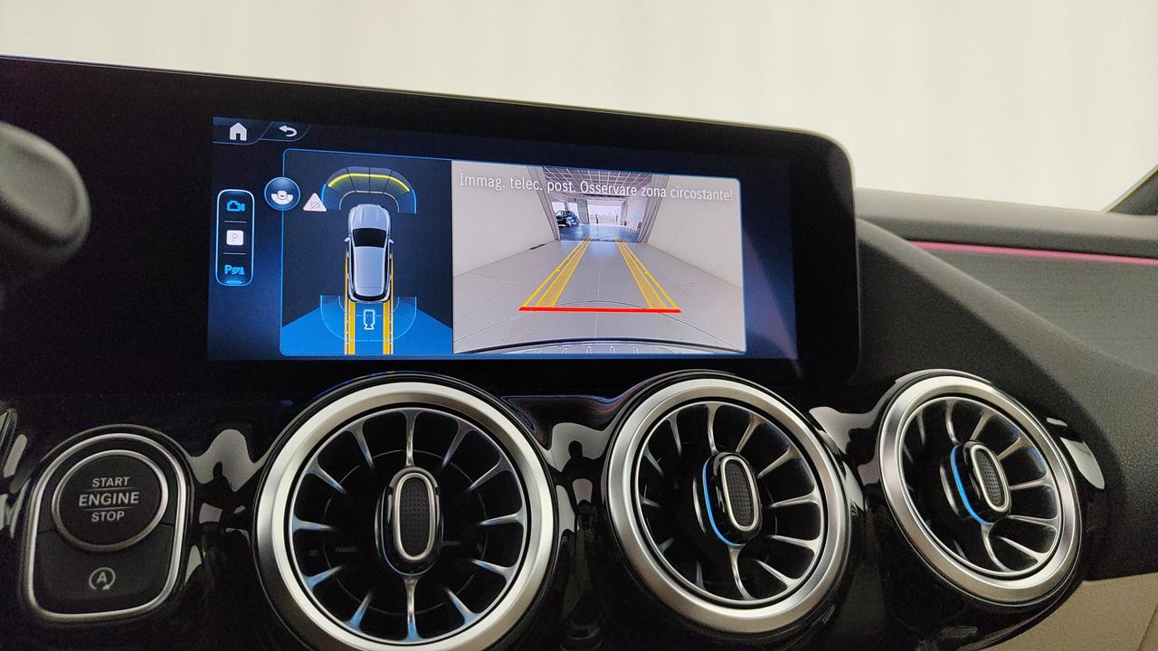 Mercedes-Benz GLA 200 d automatic