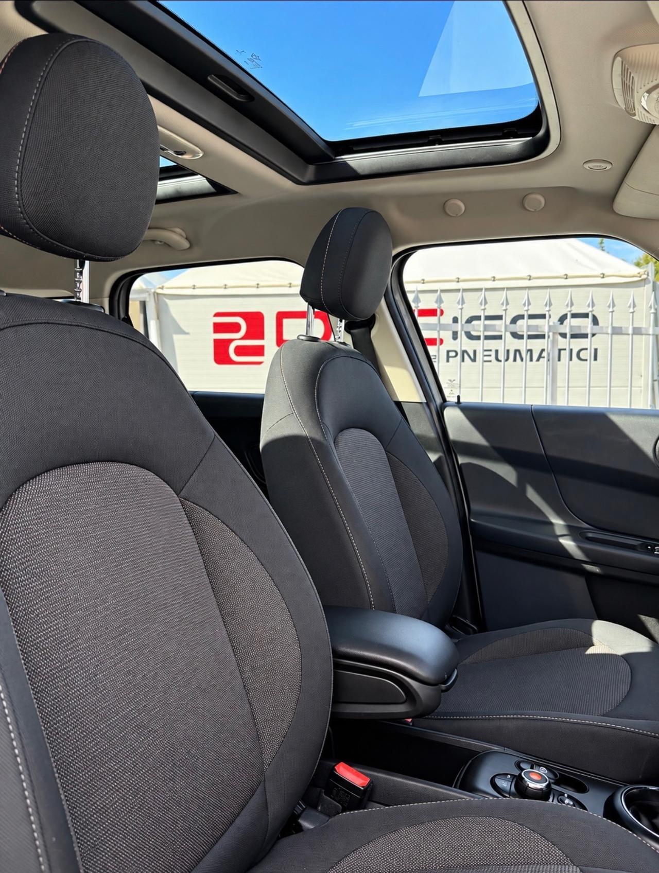 Mini Cooper Countryman D automatica