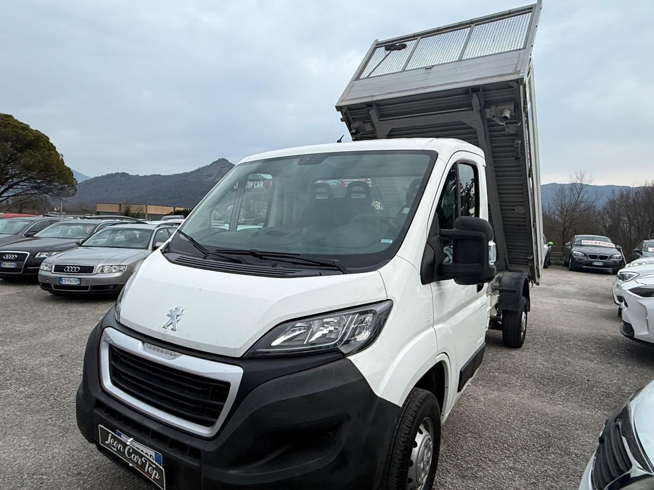Peugeot boxer ribaltabile anno 2018 km 120 mila