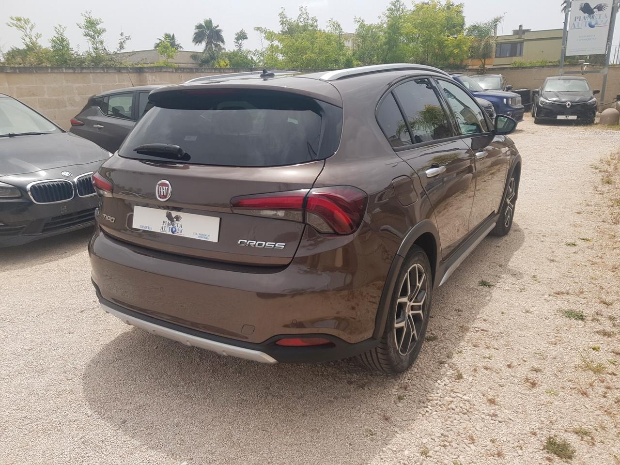 Fiat Tipo 1.6 Mjt 130cv Cross Plus Navy Rcam Led