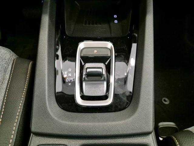 SKODA Octavia Wagon 2.0 TDI EVO SCR DSG Executive N1 Autocarro