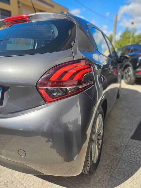 Peugeot 208 1.2 puretech Allure gpl 82cv 5p