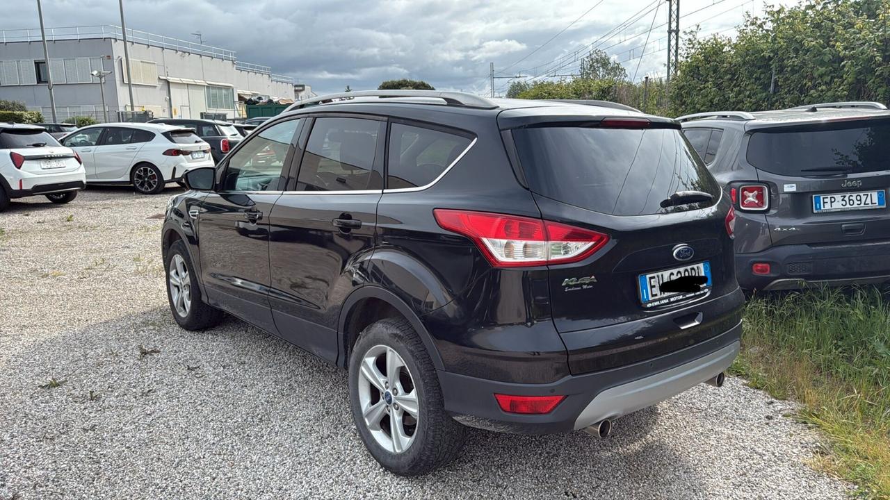 Ford Kuga 2.0 TDCI 120 CV S&S 2WD Titanium