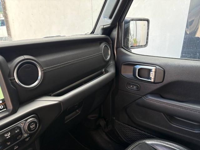 Jeep Gladiator 3.0 V6 Overland 4wd auto