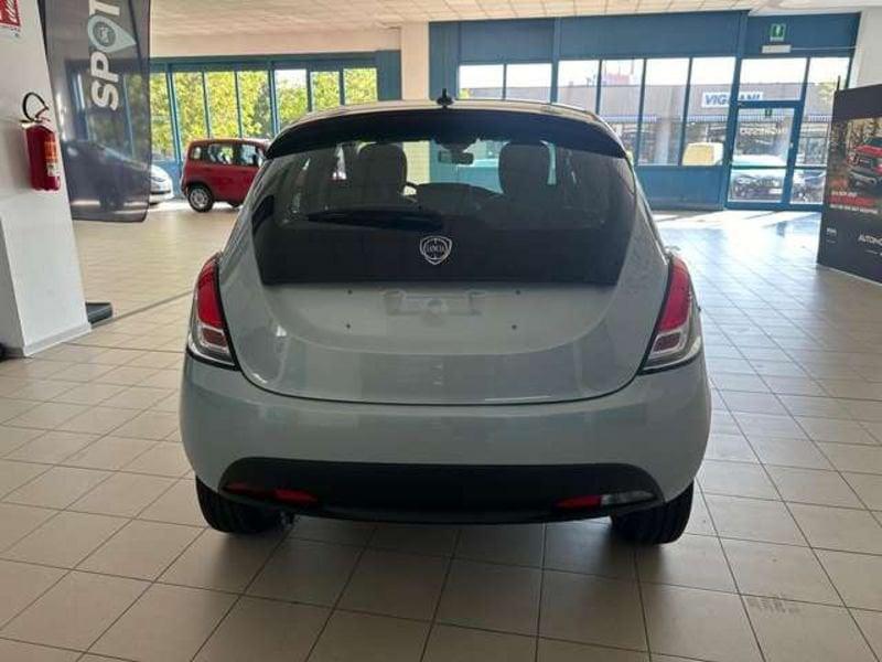 Lancia Ypsilon 1.0 firefly hybrid Oro s