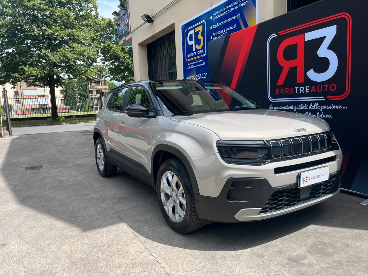 JEEP AVENGER 1.2 100CV ALTITUDE - UNICO PROPRIETARIO - NESSUN VINCOLO FINANZIARIO - IVA ESPOSTA AL 100% INCLUSA NEL PREZZO