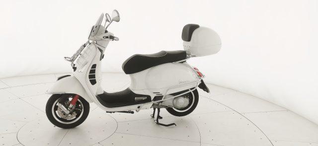 PIAGGIO Vespa GTS 300 Super GTS