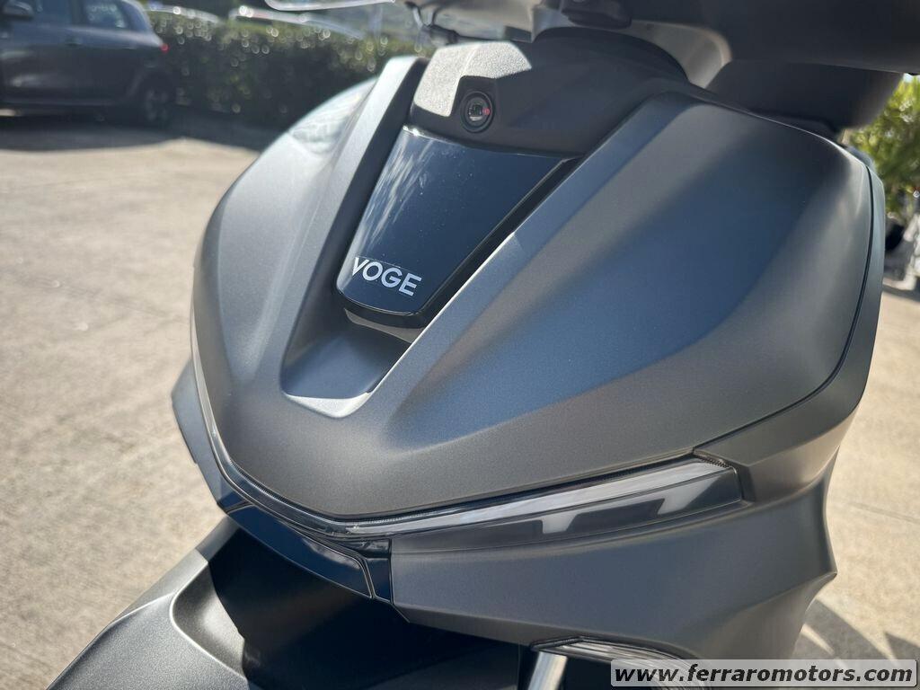 VOGE SR16 200 NUOVO PRONTA CONSEGNA A SOLI 28 EURO AL MESE