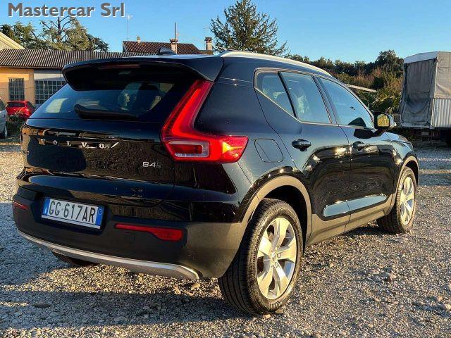 VOLVO XC40 XC40 2.0 b4 Momentum Pro awd auto my21 - GG617AR