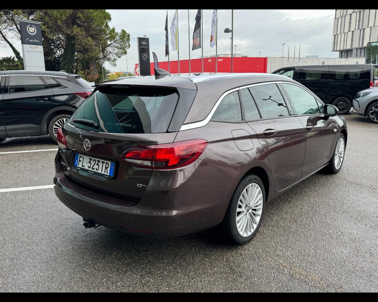 OPEL Astra 5ª serie - Astra 1.6 CDTi 136CV aut. Sports Tourer Inn