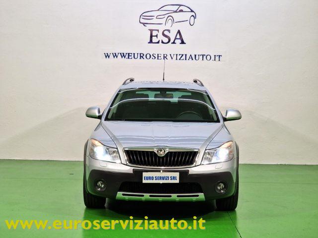 SKODA Octavia 1.8 TFSI 4x4 Wagon Scout