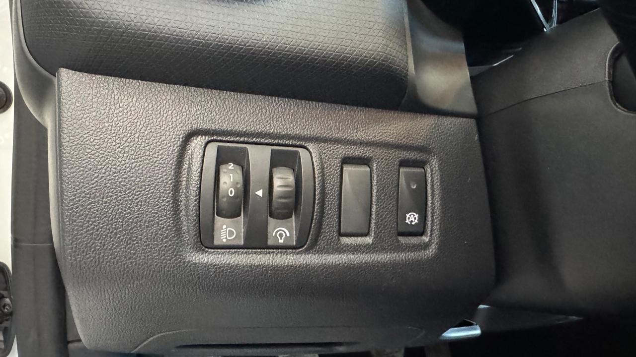 Renault Clio dCi 8V 90 CV 5 porte Moschino Life