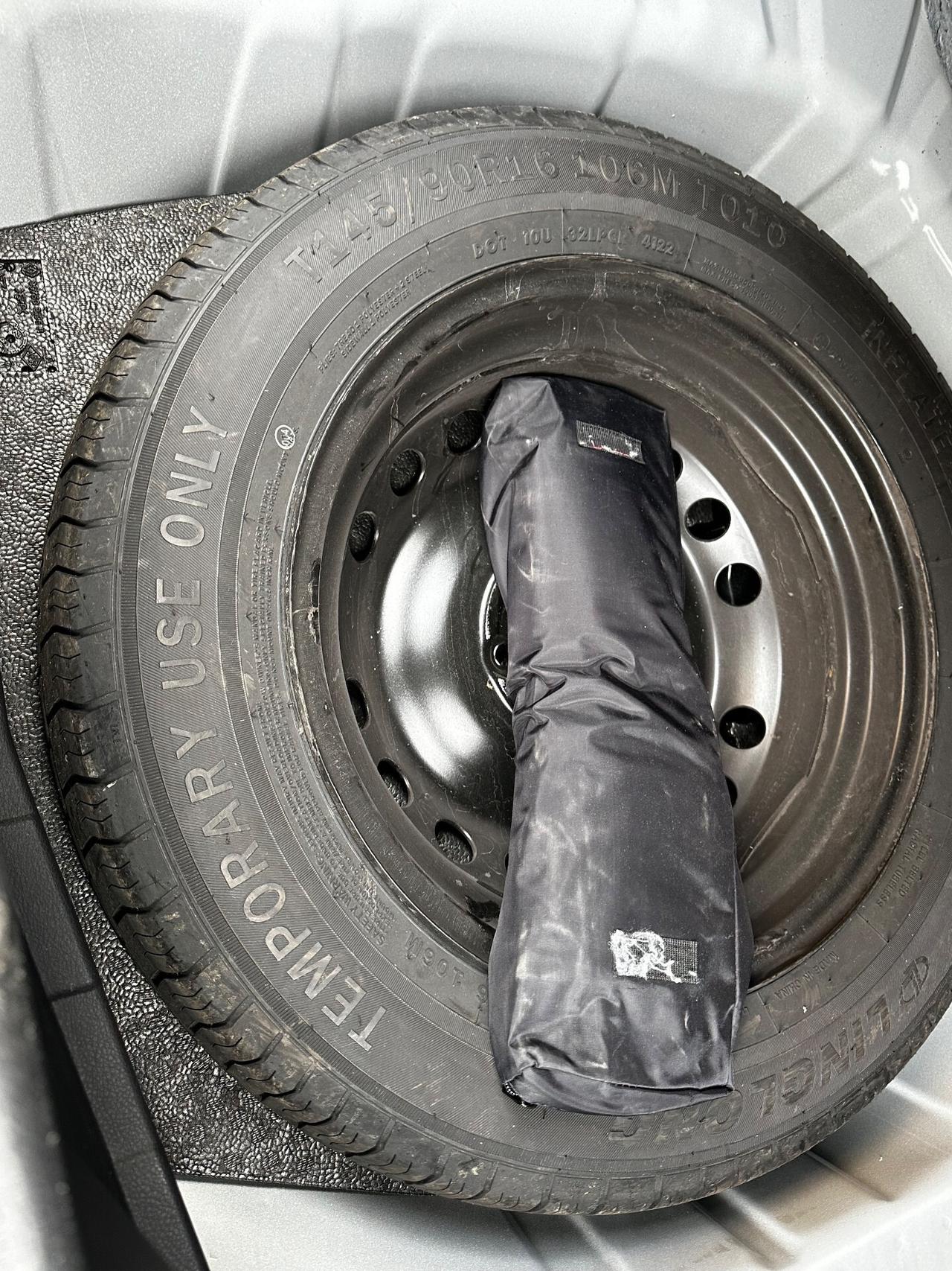 Nissan Juke 1.0 DIG-T 114 CV Tekna