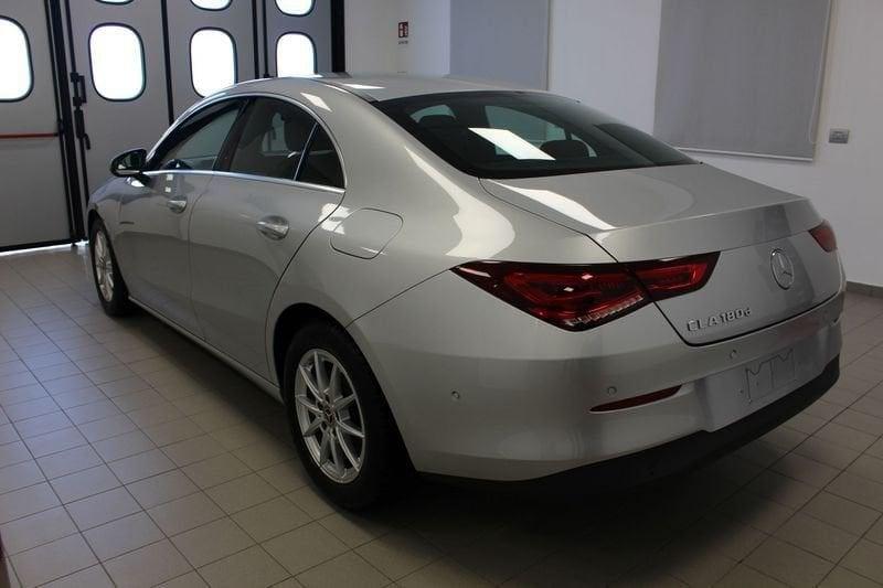 Mercedes-Benz CLA 180 d Business Solution