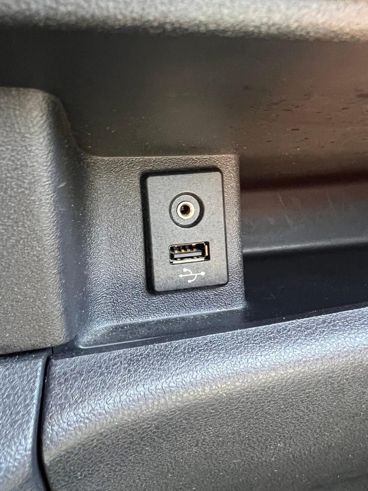 Nissan Micra 1.2 12V 5 porte Tekna