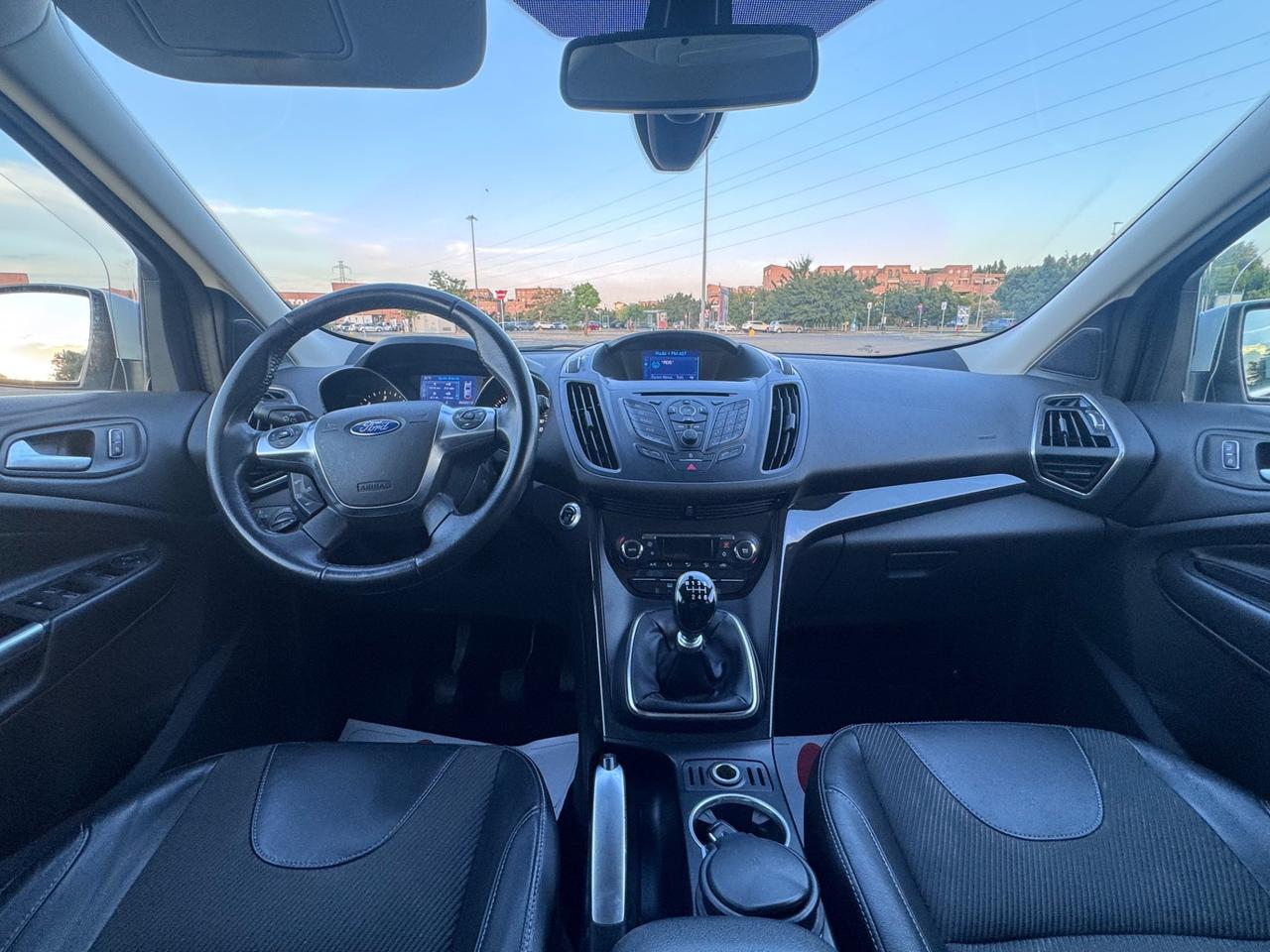 Ford Kuga 2.0 TDCI 150 CV S&S 4WD Powershift Titanium