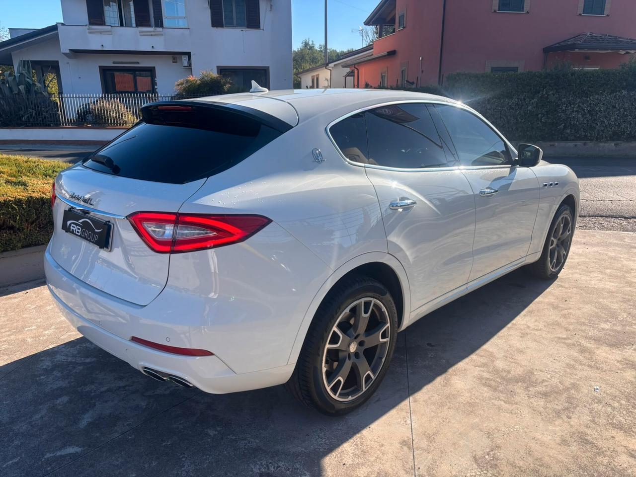 Maserati Levante V6 Diesel 275 CV AWD