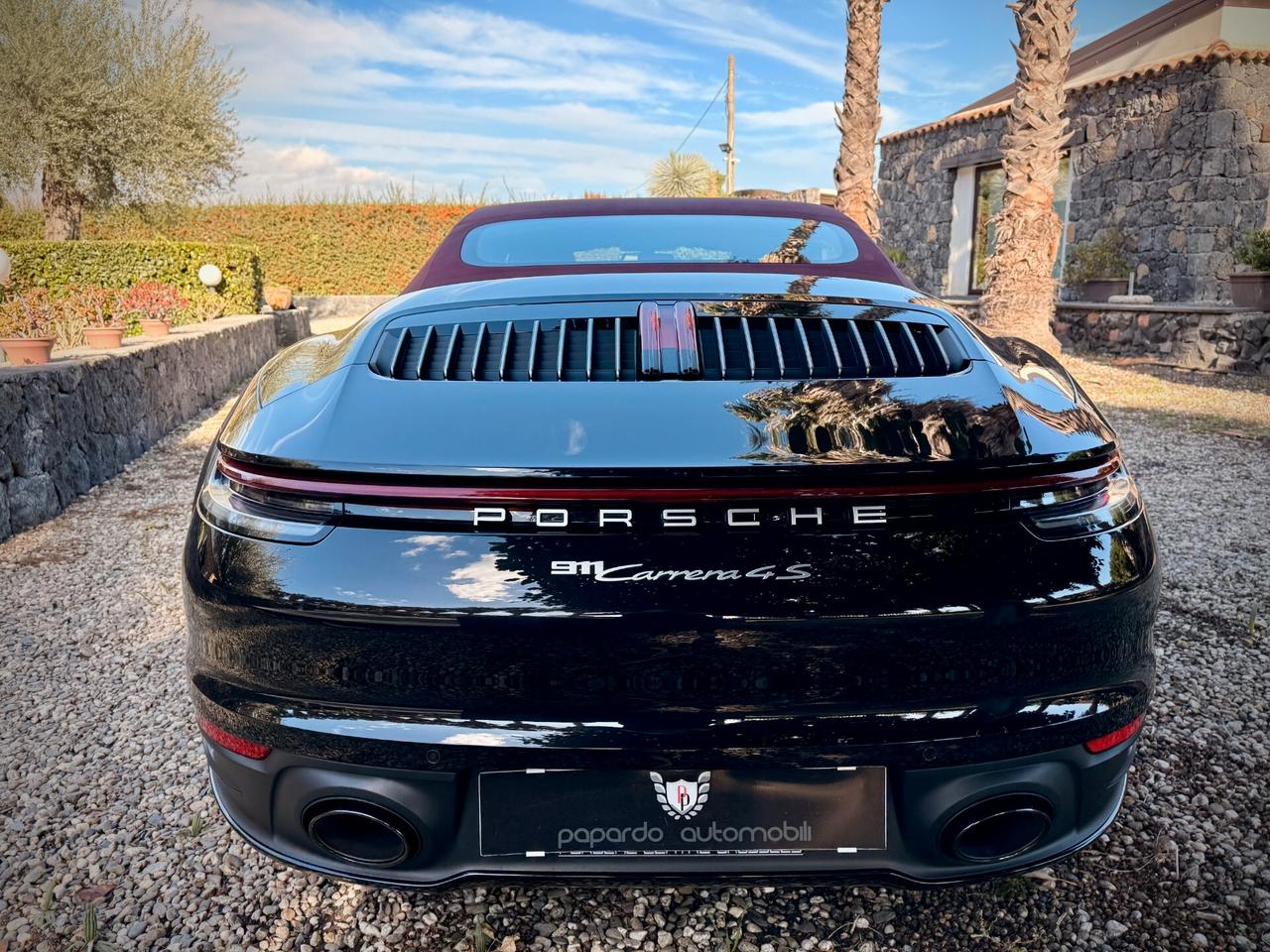 Porsche 911 Carrera 4S Cabriolet