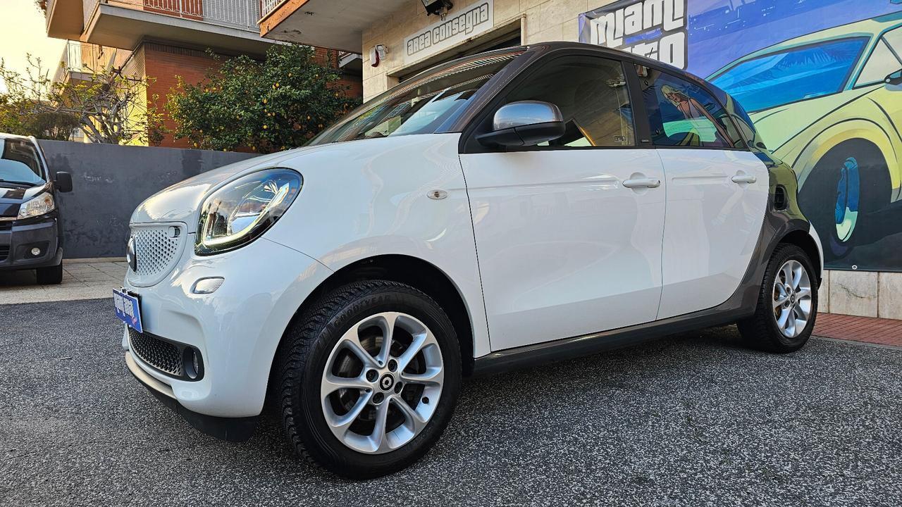 Smart ForFour 90 0.9 Turbo twinamic Passion UNIPRO NAV ANDROID TAGL UFF LED