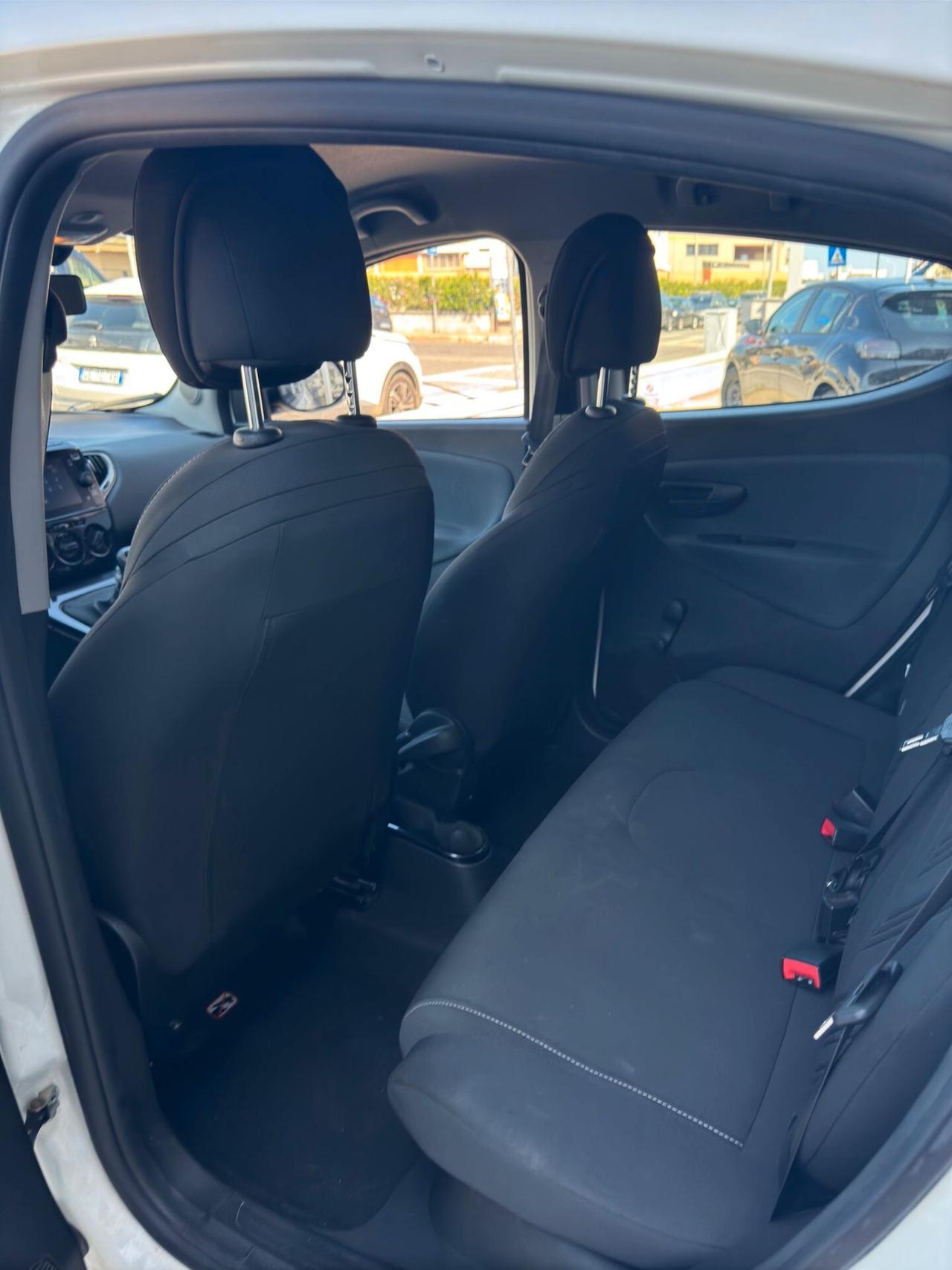 Lancia Ypsilon 1.0 Hybrid Gold 2022 IVA ESPOSTA