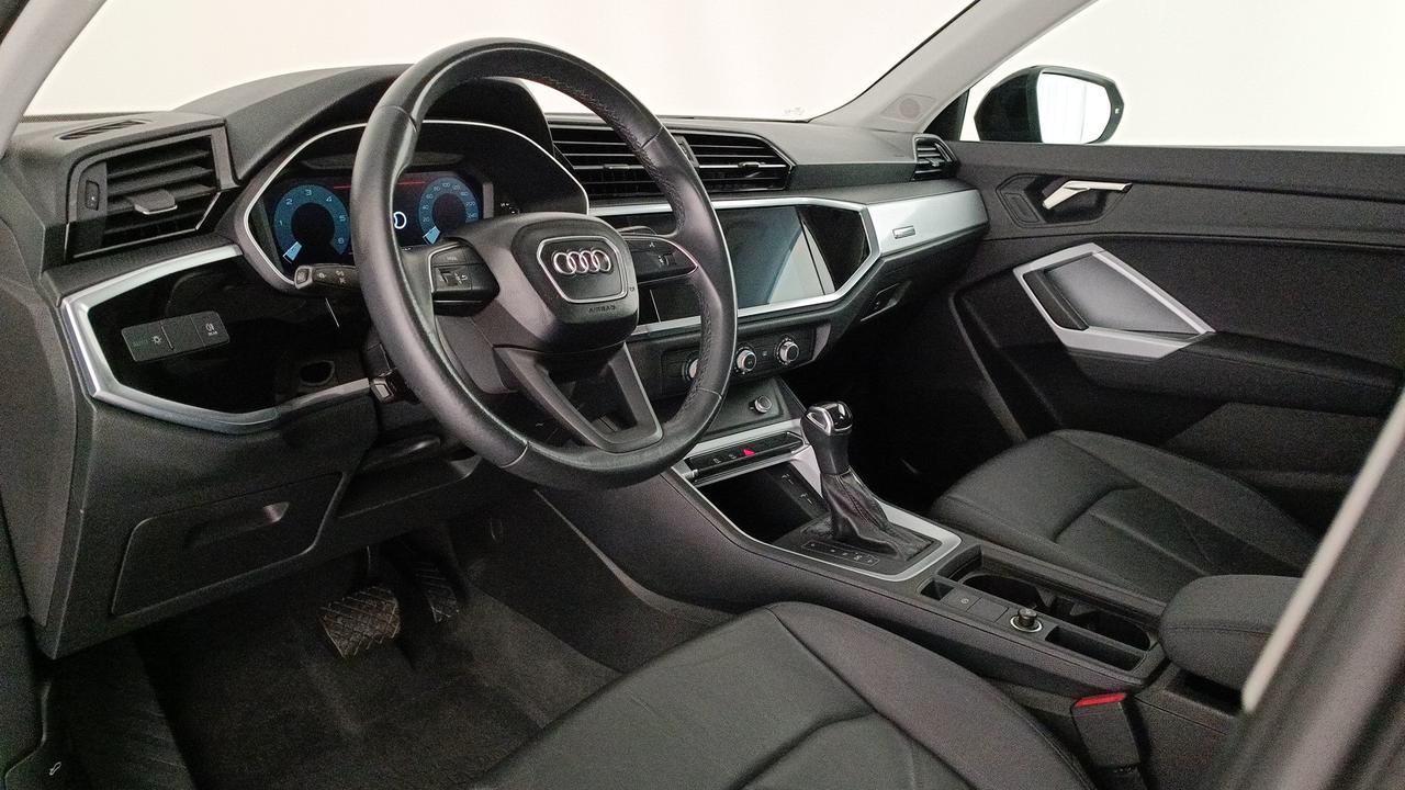 AUDI Q3 II 2018 - Q3 35 2.0 tdi Business s-tronic