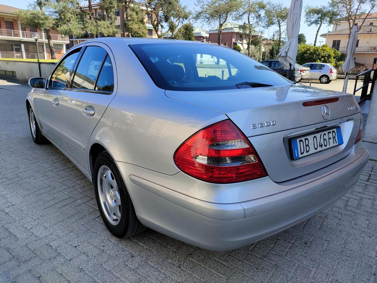 Mercedes-benz E 200 K Metano LEGGERE ANNUNCIO