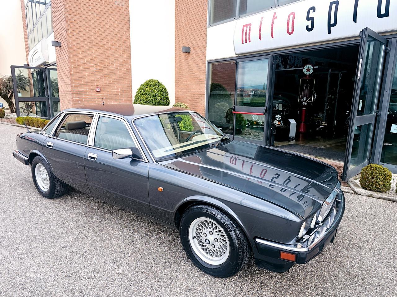 Jaguar XJ Sovereign 3.2 cat automatic
