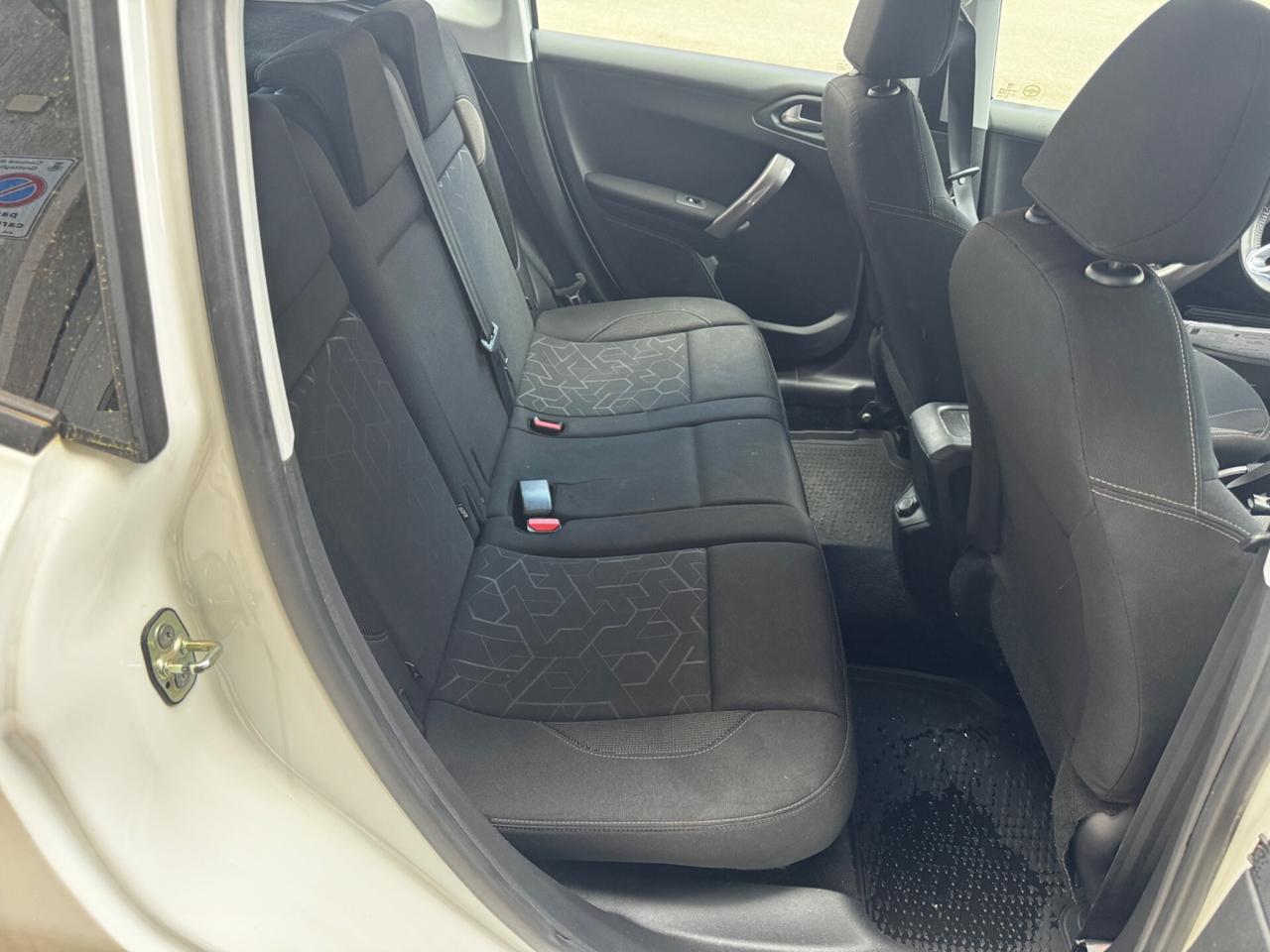 Peugeot 2008 1.6 HDi 92 CV S&S Active