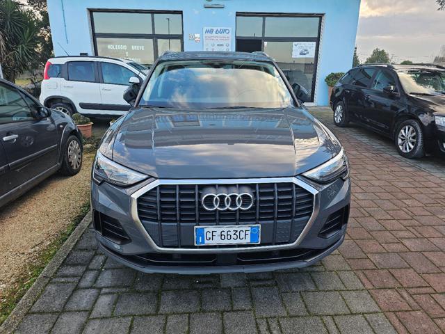 AUDI Q3 35 TDI S tronic Business