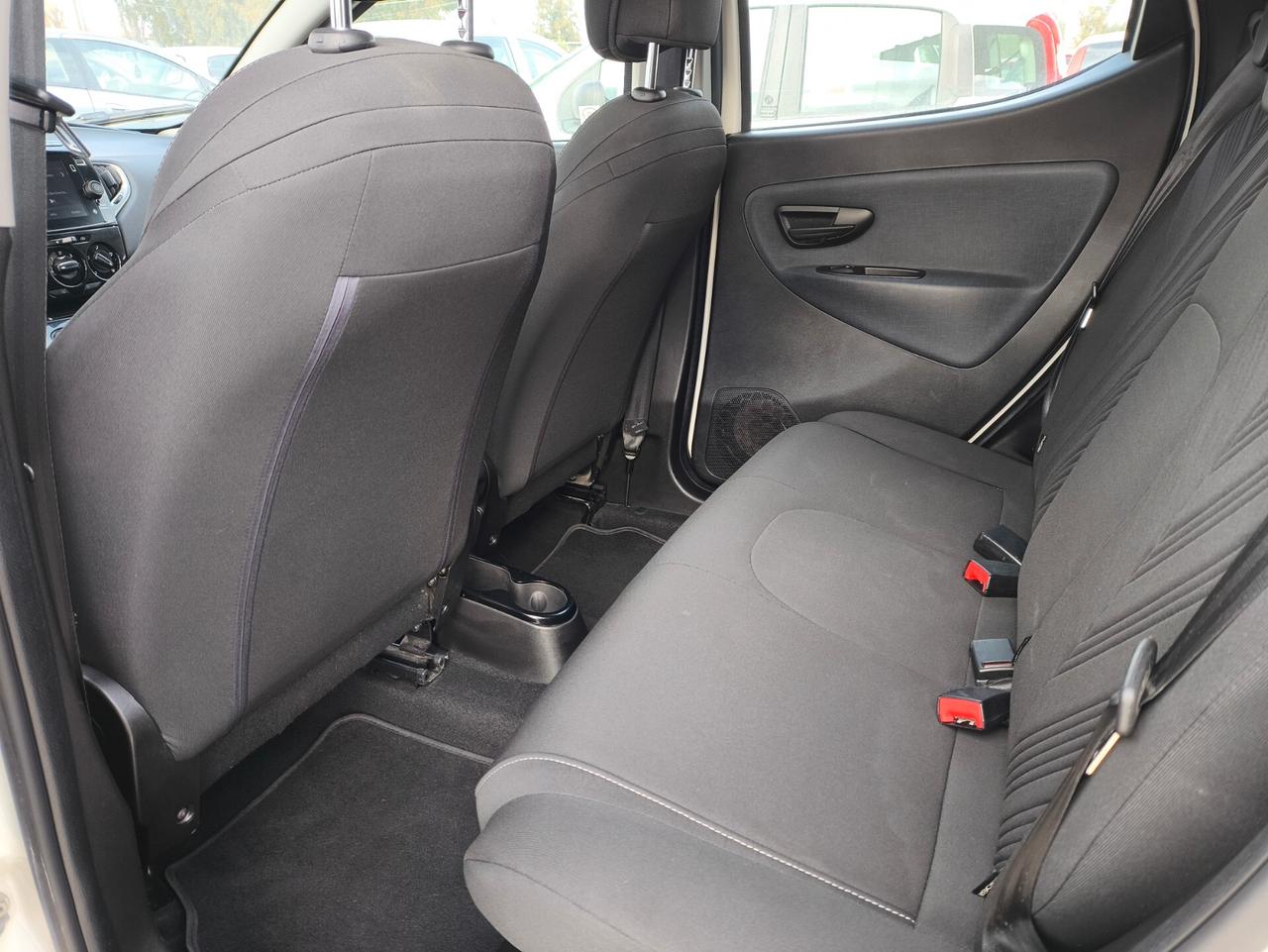 Lancia Ypsilon 1.2 69 CV 5 porte GPL Ecochic Gold