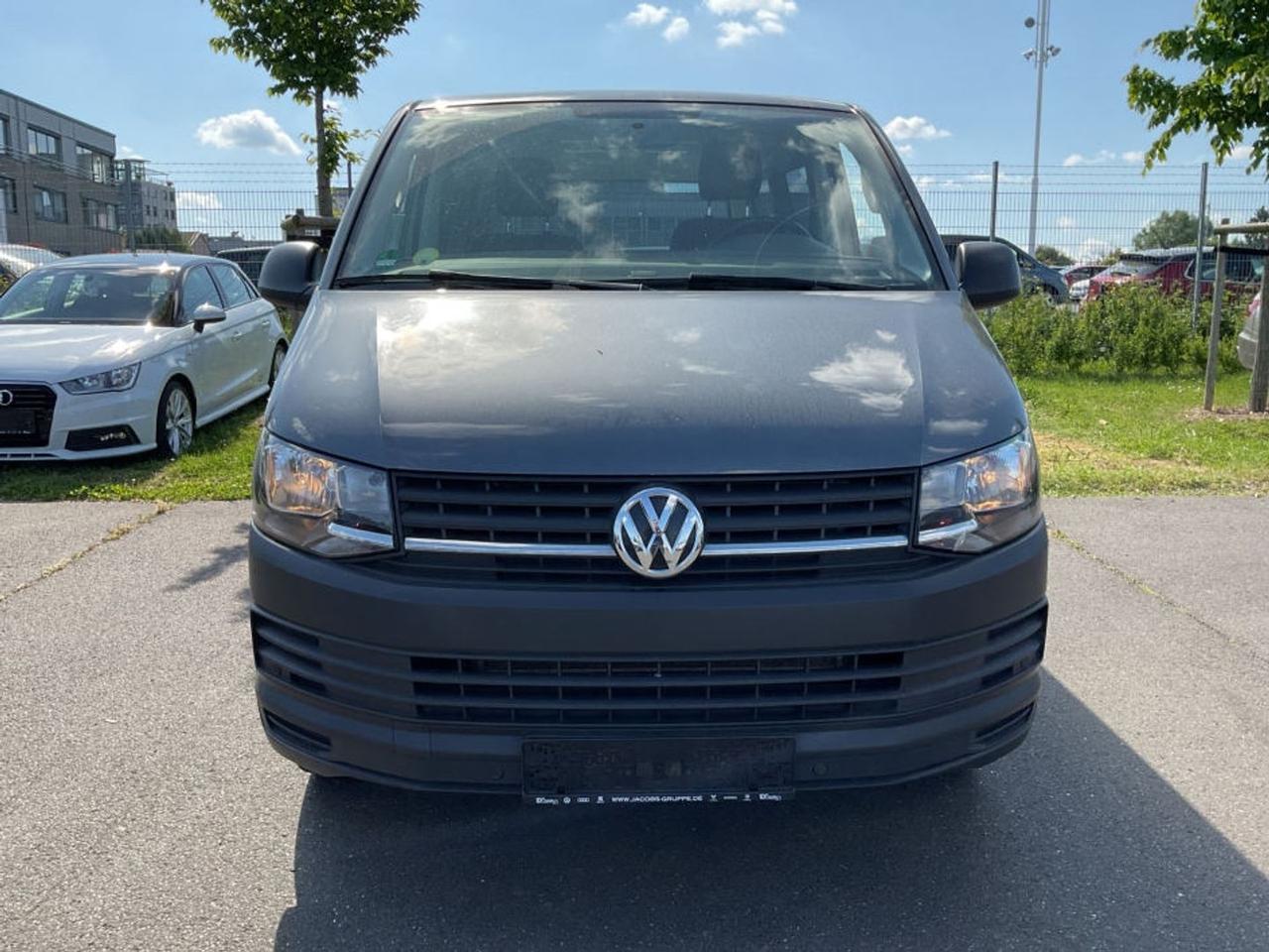 Volkswagen Transporter Caravelle 2.0 TDI