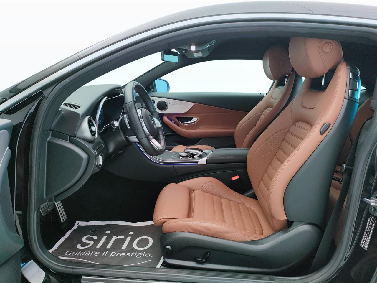 Mercedes-Benz Classe C-C205 2018 Coupe - C Coupe 220 d Premium 4matic auto