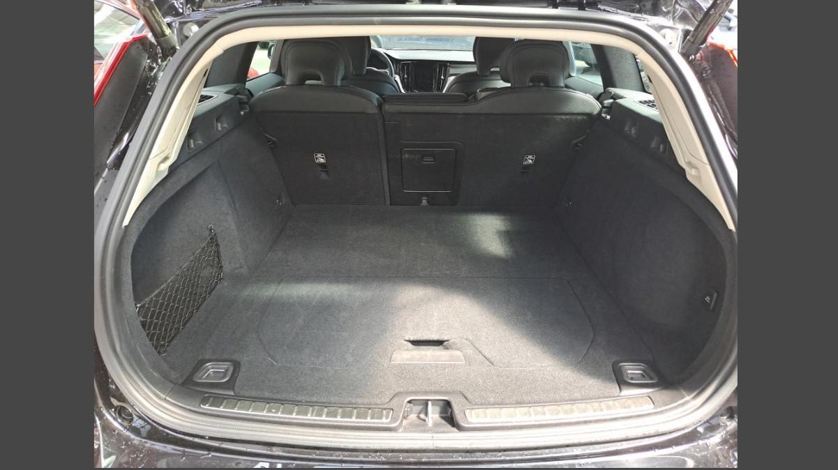 VOLVO V60 B4 Mild Hybrid Automatico Core