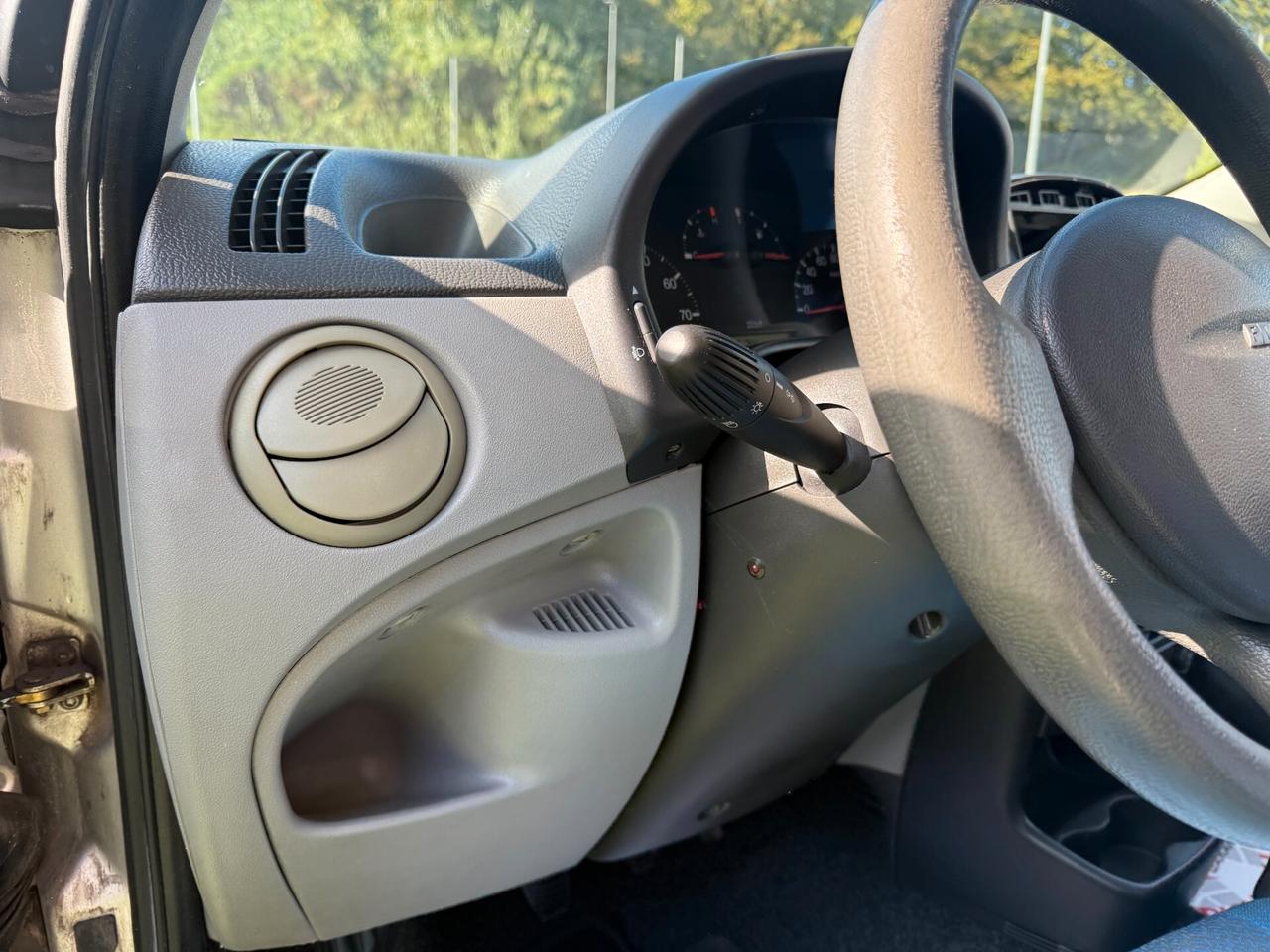Fiat Punto 1.2i 16V cat 3 porte HLX