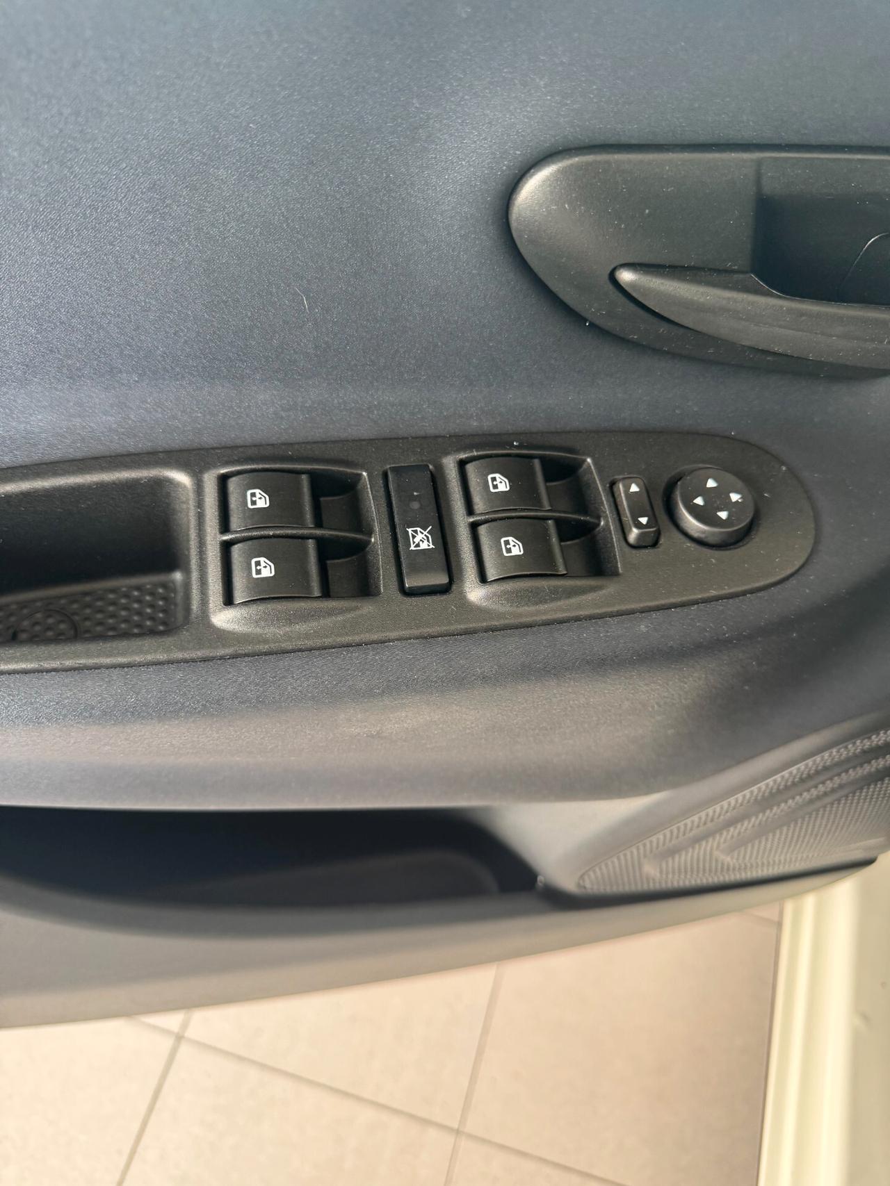 LANCIA YPSILON 1.0 HYBRID GOLD PLUS FULL OPTIONAL