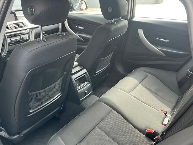 Bmw 320 320d Touring Business Advantage aut.