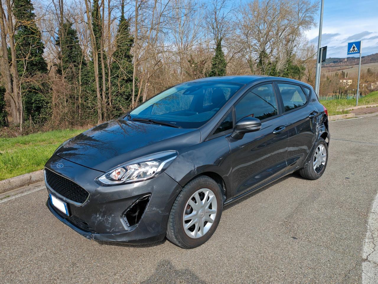 Ford Fiesta KM 25.000 incidentata
