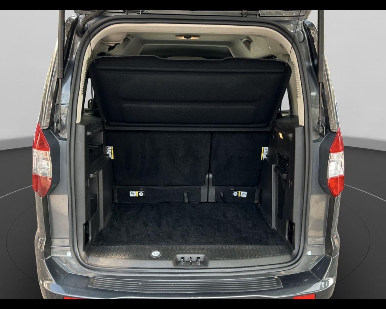 FORD 10/2017 - FORD Tourneo Courier 1.5 TDCI 75 CV Sport