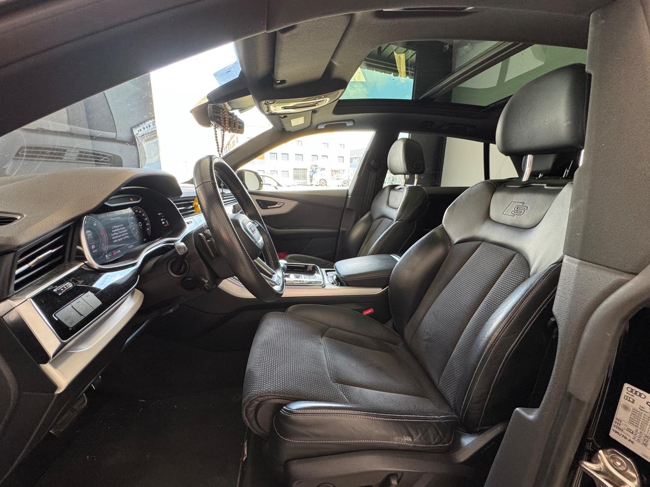 Audi Q8 50 TDI 286 CV quattro tiptronic Sport