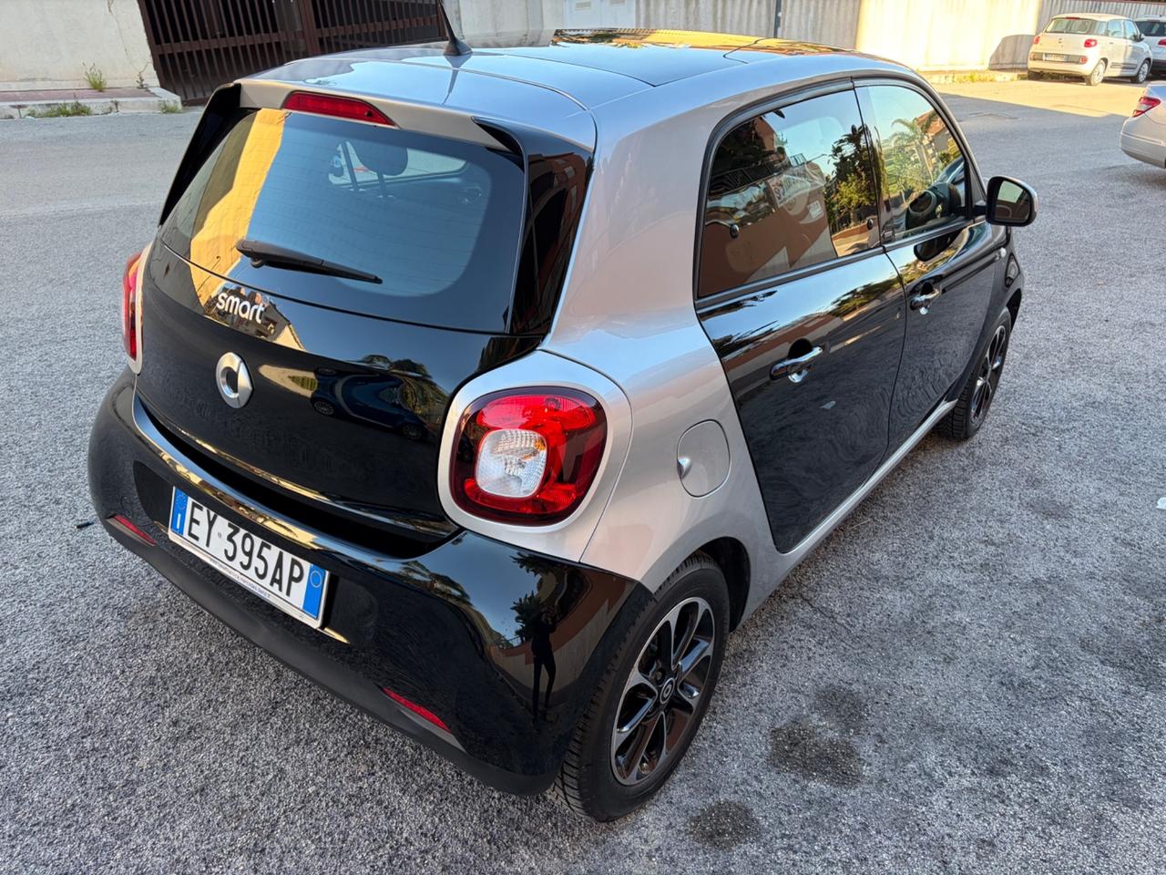 Smart ForFour 70 1.0 Passion ideale per neopatentati