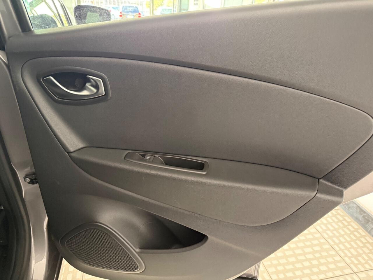 Renault Captur TCe 150 CV EDC FAP Initiale Paris