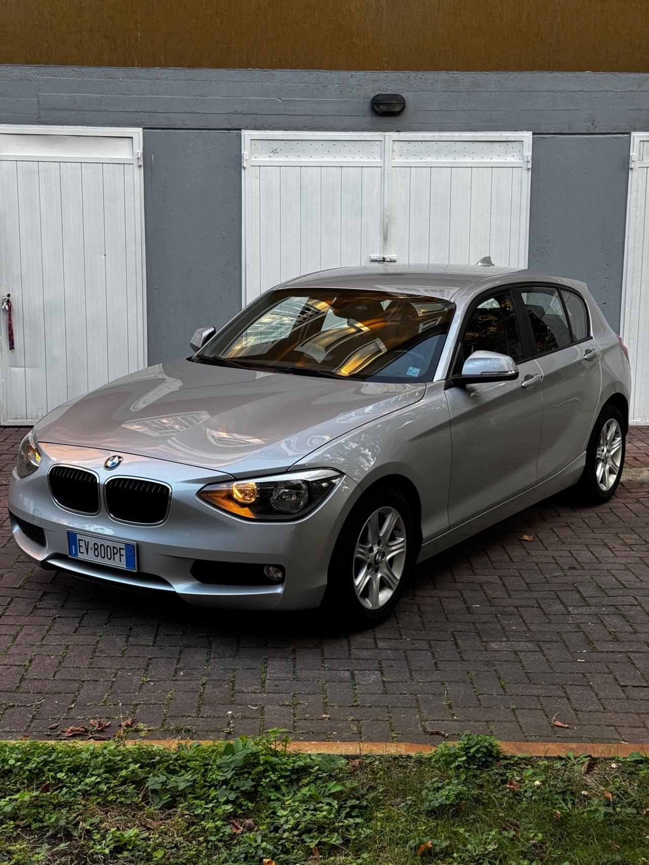 BMW Serie 1 118d Automatica Diesel – 2014 –
