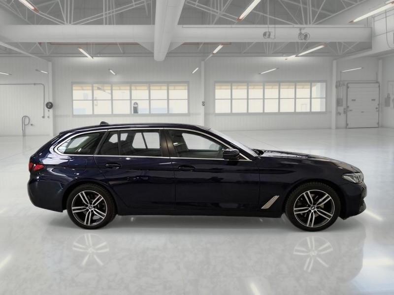 BMW 520 xDrive Business Auto MH48V Touring